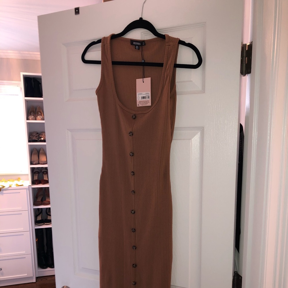 *NEW* MISGUIDED Button Midaxi Dress